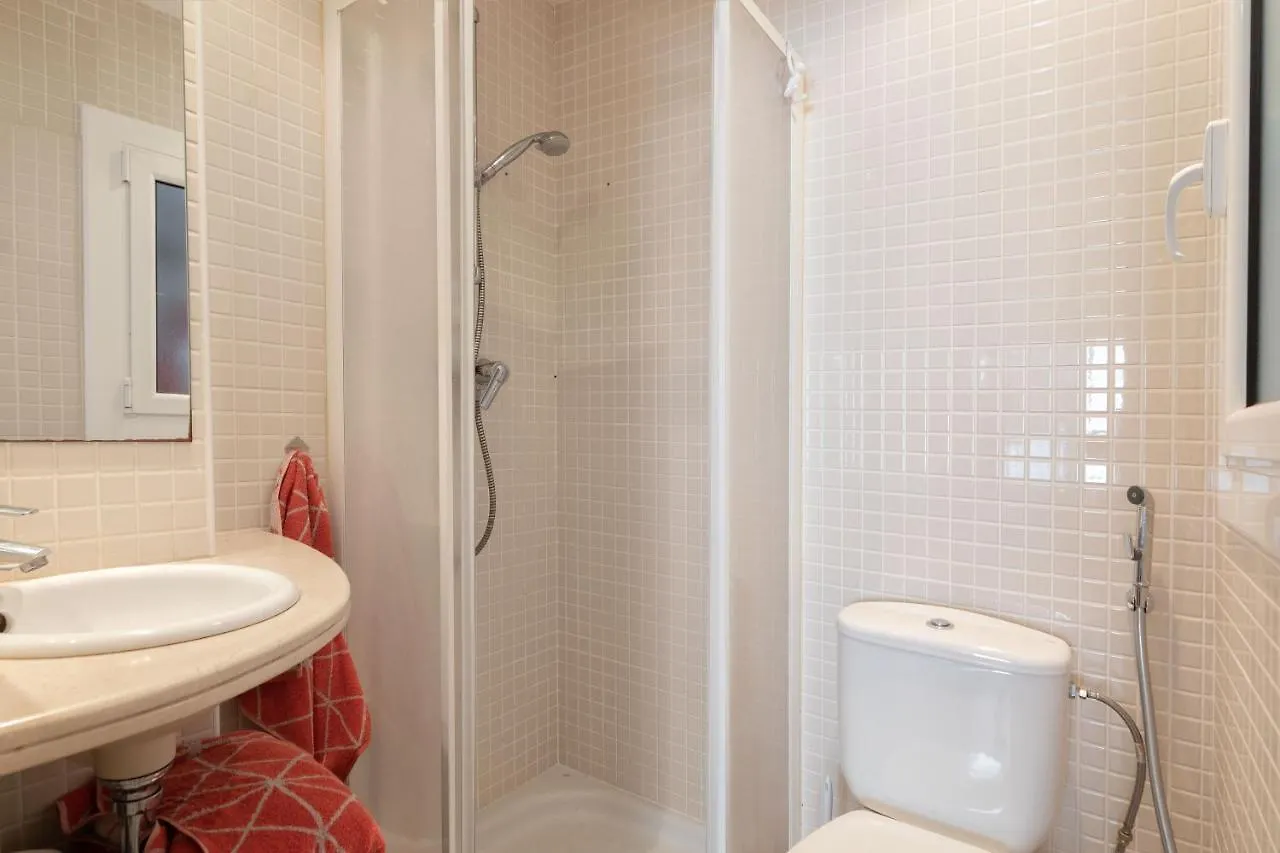 Apartment Hauzify I Apartament Subirats Sant Feliu de Guixols